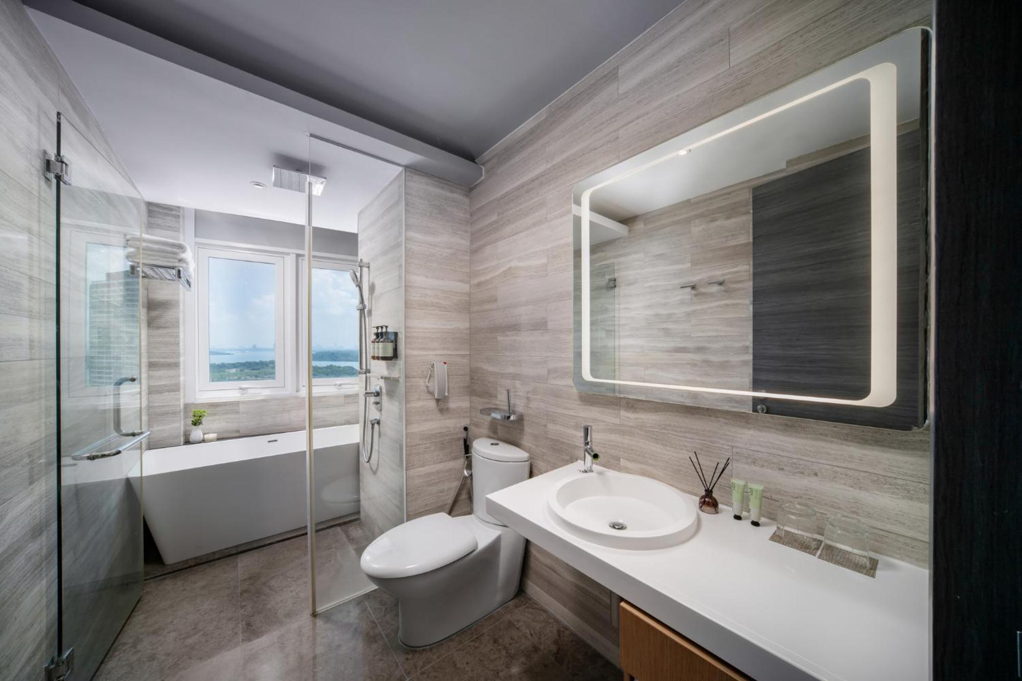 Fraser Place Puteri Harbour Nusajaya  Dış mekan fotoğraf Bathroom